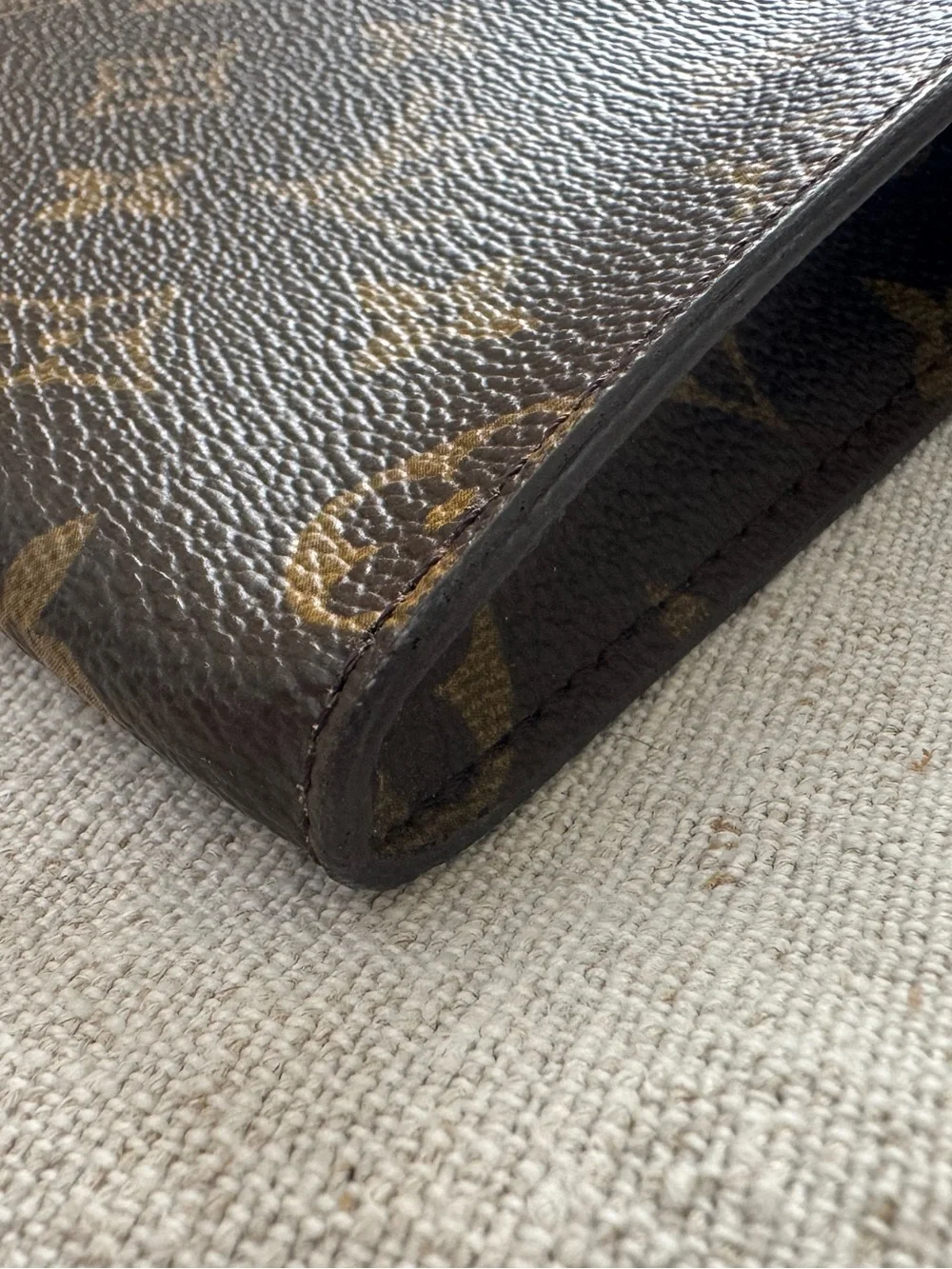 Louis Vuitton Monogram Accessory Pouch (With Original Gold Chain)